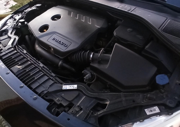 Volvo V60 cena 31600 przebieg: 233114, rok produkcji 2013 z Choszczno małe 596